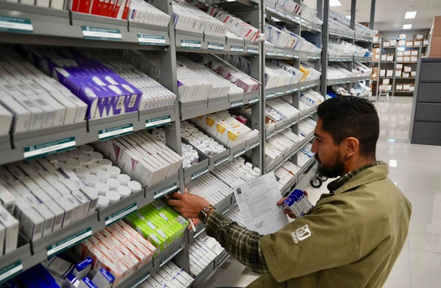 Secretarías de Economía y Salud analizan mecanismos para reducir precio de medicinas: Sheinbaum