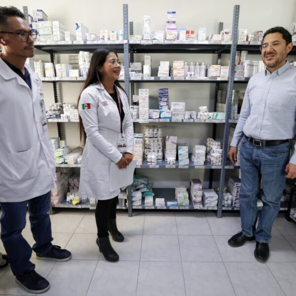 Destaca Martí Batres abasto del 100 por ciento en farmacias de unidades del ISSSTE en Hidalgo
