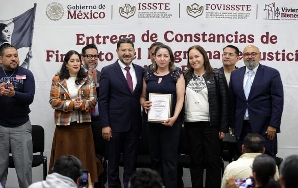 Destaca Martí Batres vocación social del Instituto con entrega de más de 200 constancias de finiquito FOVISSSTE