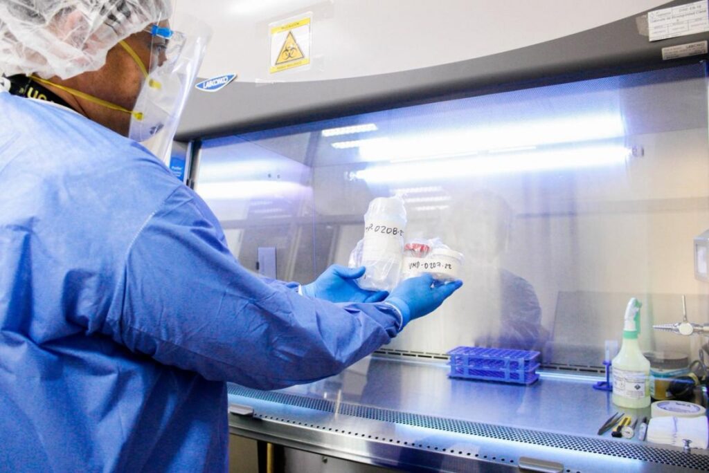 Laboratorio Estatal de Salud Pública de Quintana Roo alcanza primer lugar nacional en estándares de calidad en el país: Mara Lezama