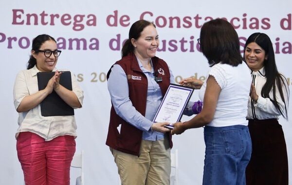 FOVISSSTE entrega 730 Constancias de Finiquito en Baja California