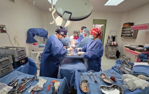 Desarrolla ISSSTE en Baja California Sur primera artroplastia total de rodilla