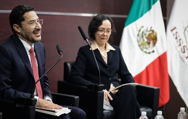 Destaca Martí Batres acciones del ISSSTE para el fortalecimiento del Estado de bienestar