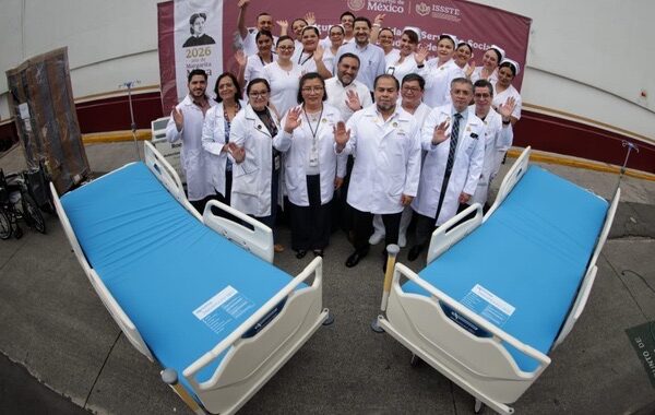 Recibe ISSSTE primer lote de camas hospitalarias nuevas; renovará en total 2 mil 275 en el país: Martí Batres