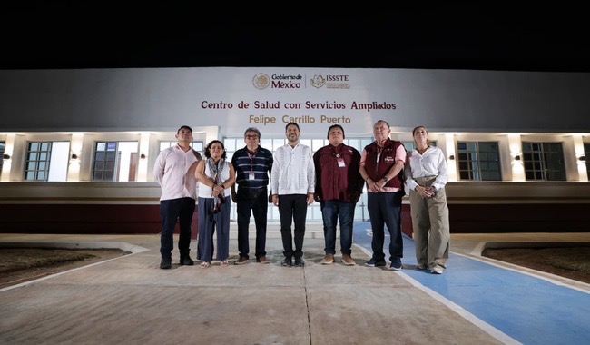 Recibe Martí Batres donación de antiguo Hospital Naval para brindar servicios médicos del ISSSTE en Yucatán